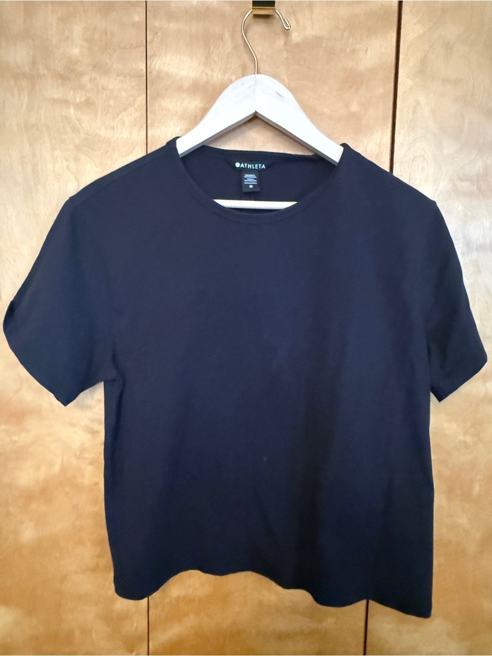 Athleta Crewneck Cropped Black T-shirt  Womens Size Medium